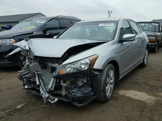 1HGCP2F81AA033779 - 2010 HONDA ACCORD EXL SILVER photo 2