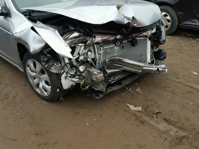 1HGCP2F81AA033779 - 2010 HONDA ACCORD EXL SILVER photo 9