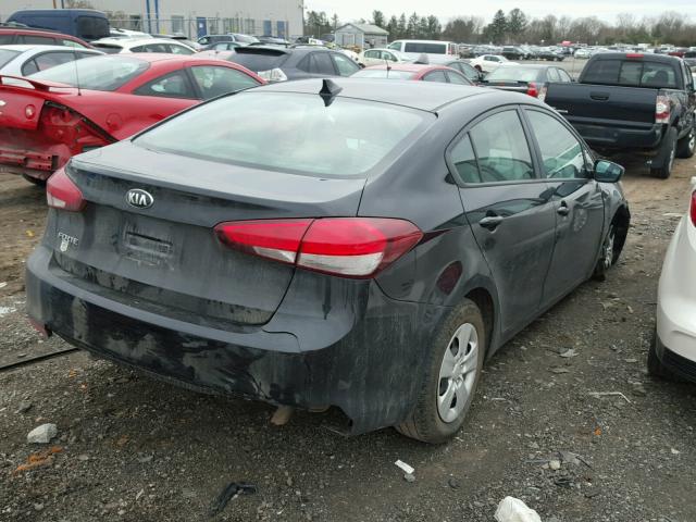 3KPFK4A76HE055868 - 2017 KIA FORTE LX BLACK photo 4