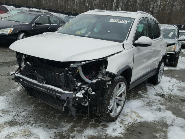 WVGAV7AX2CW001299 - 2012 VOLKSWAGEN TIGUAN S WHITE photo 2