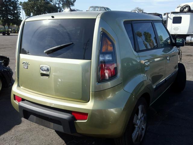 KNDJT2A2XA7087681 - 2010 KIA SOUL + GREEN photo 4