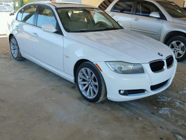 WBAPH7C52BE675231 - 2011 BMW 328 I WHITE photo 1