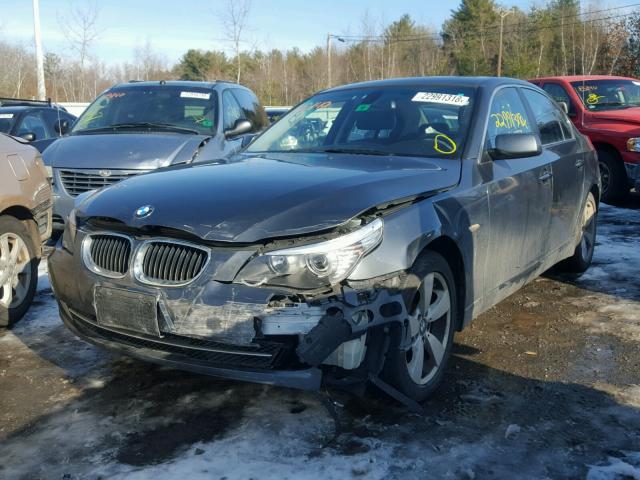 WBANV13568CZ58040 - 2008 BMW 528 XI GRAY photo 2