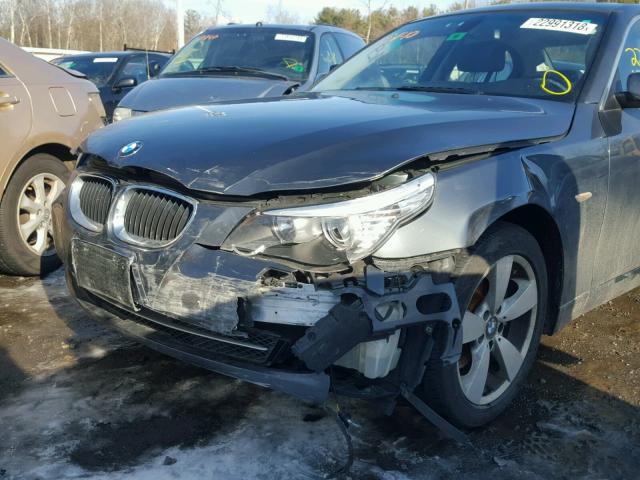 WBANV13568CZ58040 - 2008 BMW 528 XI GRAY photo 9