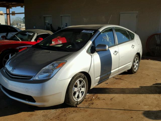 JTDKB20U357028021 - 2005 TOYOTA PRIUS SILVER photo 2