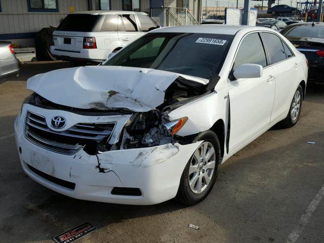 JTNBB46K473043831 - 2007 TOYOTA CAMRY NEW WHITE photo 2