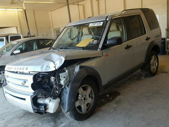 SALAE24466A383095 - 2006 LAND ROVER LR3 SILVER photo 2