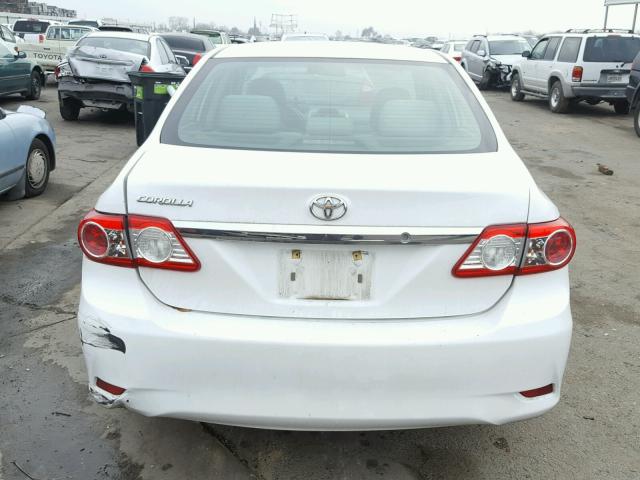 2T1BU4EE1DC123102 - 2013 TOYOTA COROLLA BA WHITE photo 9