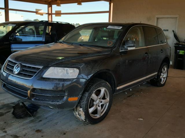 WVGZG77L56D013027 - 2006 VOLKSWAGEN TOUAREG 3. BLACK photo 2