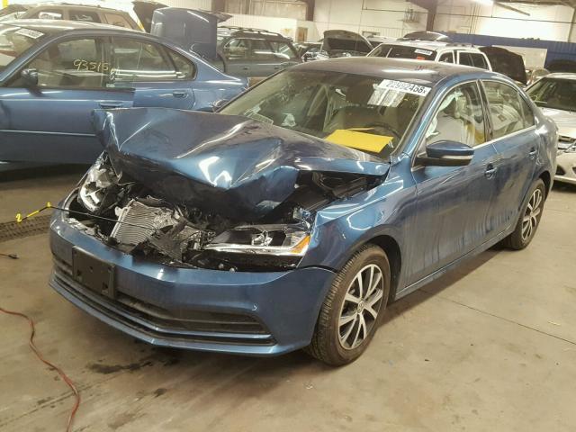 3VWDB7AJ5HM354694 - 2017 VOLKSWAGEN JETTA SE BLUE photo 2