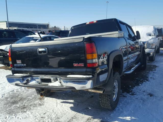 1GTGK23U34F186056 - 2004 GMC SIERRA K25 BLACK photo 4