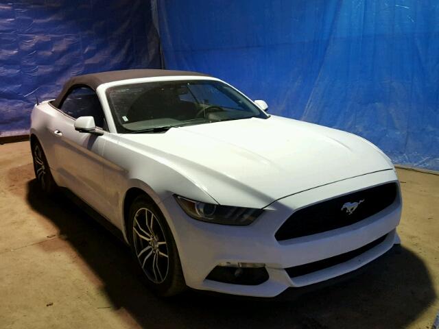 1FATP8UH7H5245132 - 2017 FORD MUSTANG WHITE photo 1