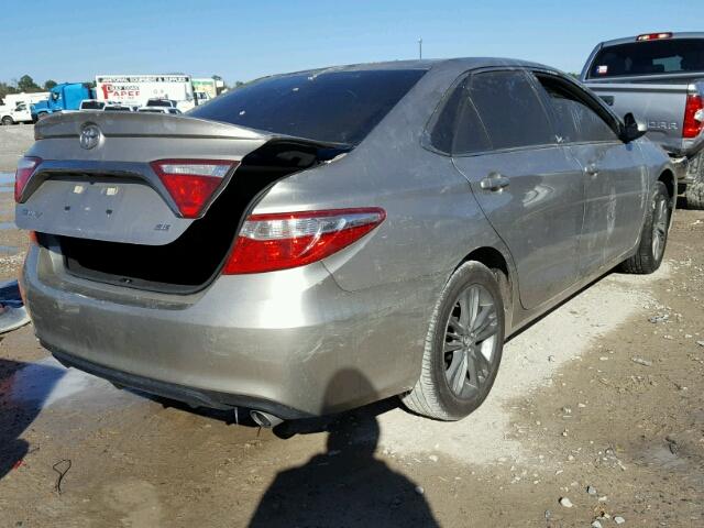 4T1BF1FK4HU389750 - 2017 TOYOTA CAMRY LE GRAY photo 4