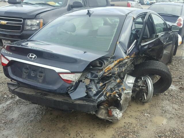 5NPEB4AC5CH313391 - 2012 HYUNDAI SONATA GLS BLUE photo 4