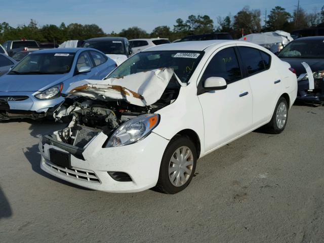 3N1CN7AP0CL812900 - 2012 NISSAN VERSA S WHITE photo 2