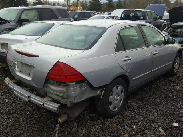 1HGCM56437A107283 - 2007 HONDA ACCORD LX SILVER photo 4