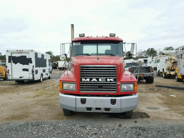 1M1AA13Y3RW041080 - 1994 MACK 600 CH600 RED photo 9