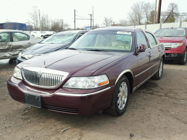 1LNHM81W87Y625441 - 2007 LINCOLN TOWN CAR S BURGUNDY photo 2