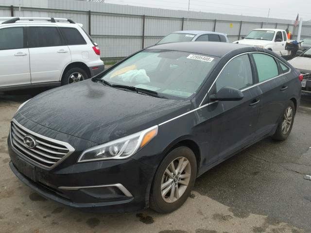 5NPE24AF9GH408472 - 2016 HYUNDAI SONATA SE BLACK photo 2