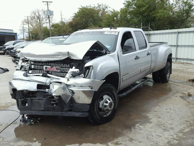 1GT413C83CF238380 - 2012 GMC SIERRA C35 SILVER photo 2