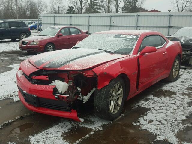 2G1FA1E35E9241252 - 2014 CHEVROLET CAMARO LS RED photo 2