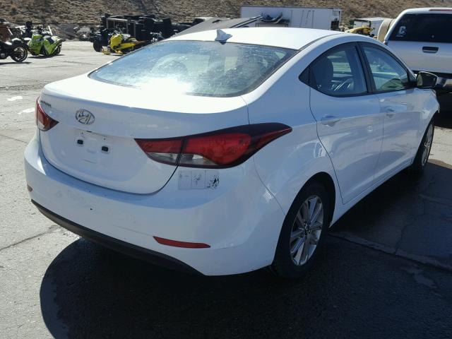 5NPDH4AE8EH479967 - 2014 HYUNDAI ELANTRA SE WHITE photo 4