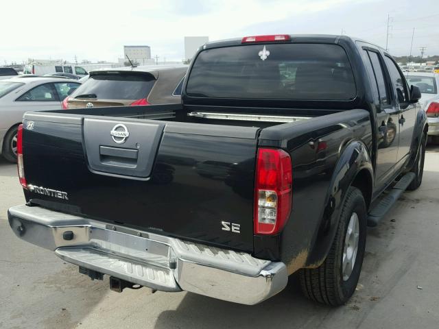 1N6AD07U88C450925 - 2008 NISSAN FRONTIER C BLACK photo 4