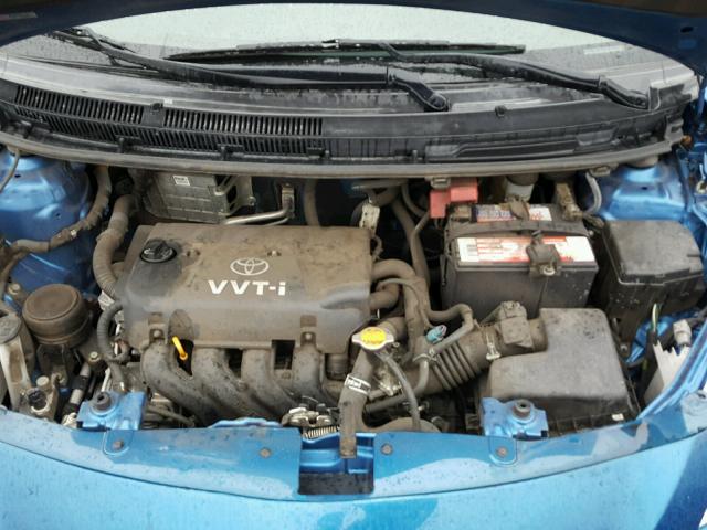 JTDBT4K34A1355635 - 2010 TOYOTA YARIS BLUE photo 7