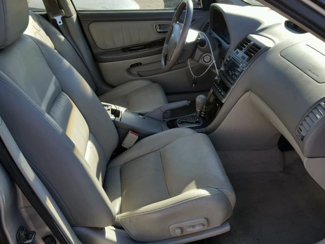 JN1DA31D92T202101 - 2002 NISSAN MAXIMA GLE SILVER photo 5