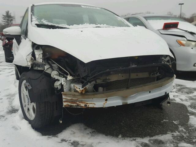 3FADP4EJXEM134191 - 2014 FORD FIESTA SE თეთრი ფოტო 9