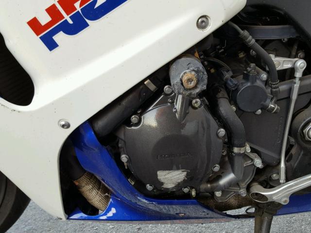 JH2SC57106M200185 - 2006 HONDA CBR1000 RR WHITE photo 7