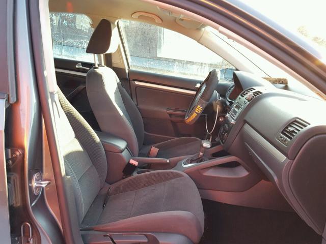 3VWJZ71K59M016916 - 2009 VOLKSWAGEN JETTA S Grafit foto 5