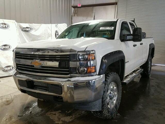 1GC2KUEG0FZ102225 - 2015 CHEVROLET SILVERADO WHITE photo 2