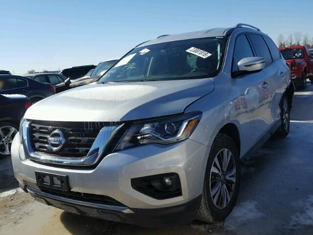 5N1DR2MN8HC667932 - 2017 NISSAN PATHFINDER SILVER photo 2