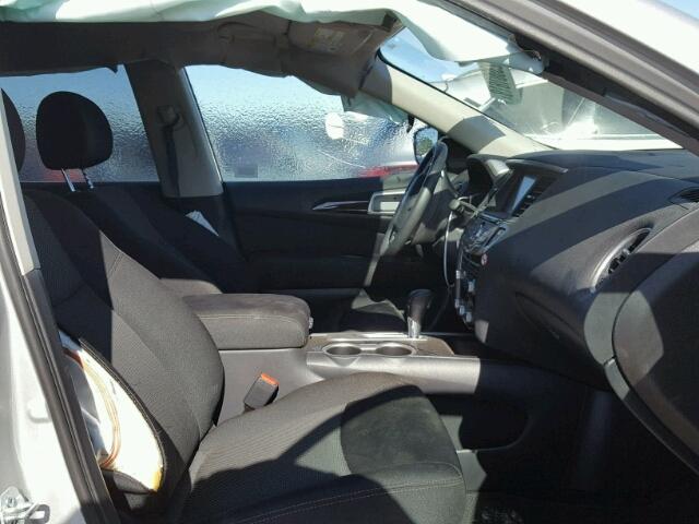 5N1DR2MN8HC667932 - 2017 NISSAN PATHFINDER SILVER photo 5