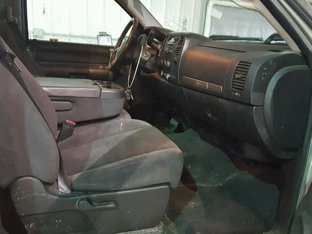 1GTHK23668F152950 - 2008 GMC SIERRA K25 SILVER photo 5