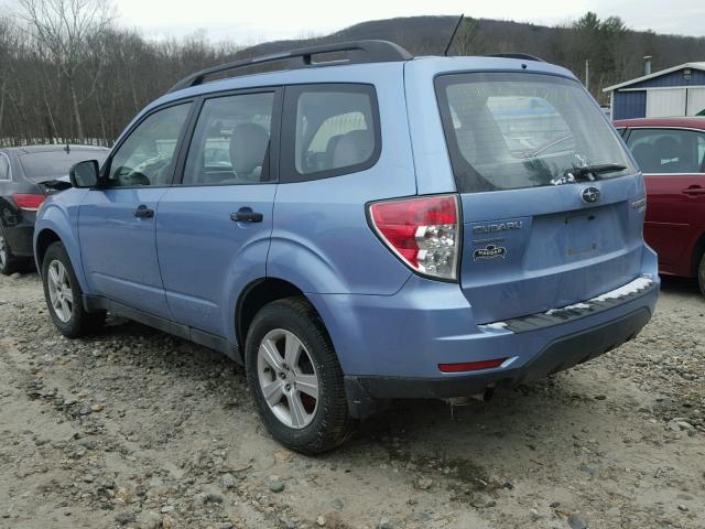 JF2SHABC1BH782572 - 2011 SUBARU FORESTER 2 BLUE photo 3