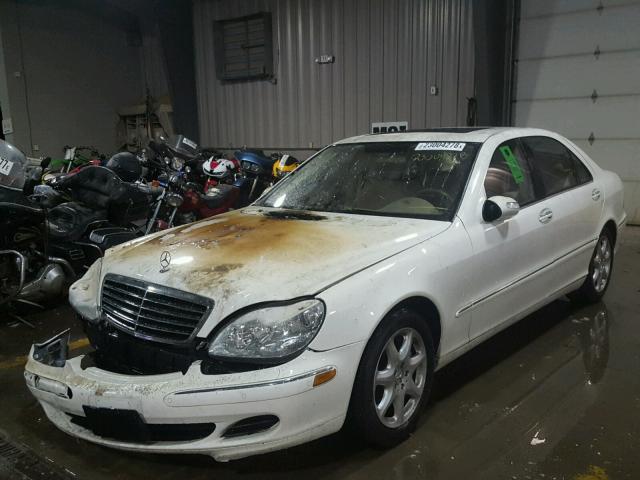 WDBNG84J76A469297 - 2006 MERCEDES-BENZ S 500 4MAT WHITE photo 2