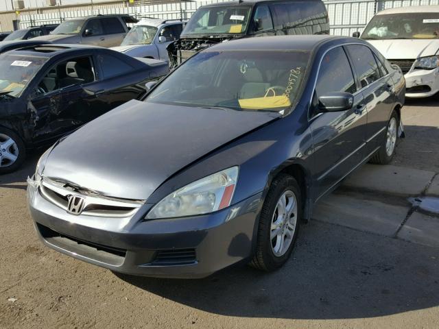 1HGCM55357A100635 - 2007 HONDA ACCORD SE GRAY photo 2