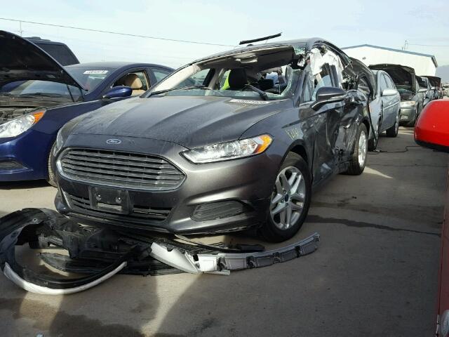 3FA6P0H78GR317094 - 2016 FORD FUSION SE GRAY photo 2