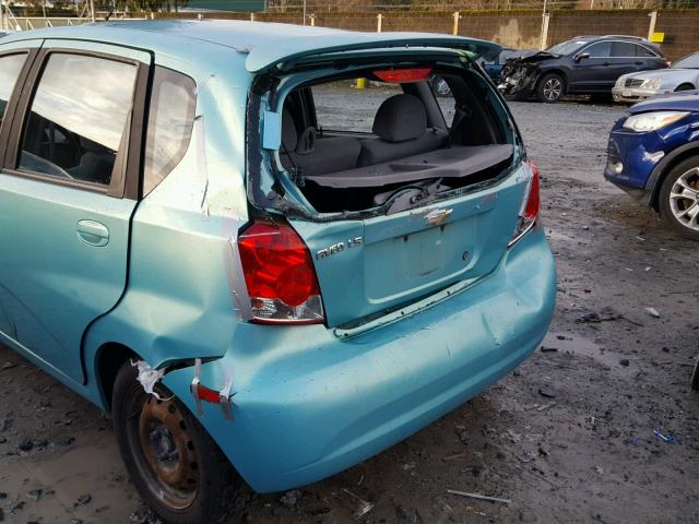 KL1TD62695B286925 - 2005 CHEVROLET AVEO BASE TEAL photo 9