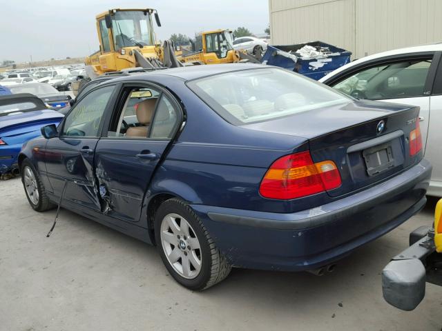 WBAEV33473KL89653 - 2003 BMW 325 I BLUE photo 3