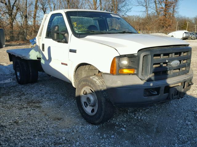 1FTWF31P76EA54090 - 2006 FORD F350 SRW S WHITE photo 1