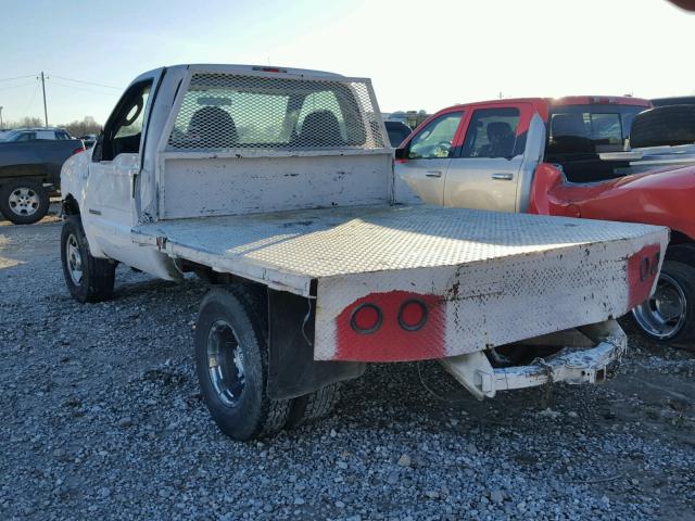 1FTWF31P76EA54090 - 2006 FORD F350 SRW S WHITE photo 3