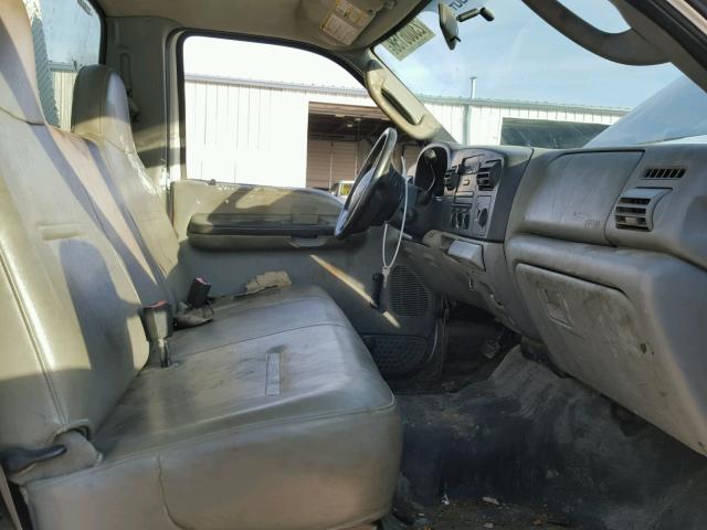 1FTWF31P76EA54090 - 2006 FORD F350 SRW S WHITE photo 5