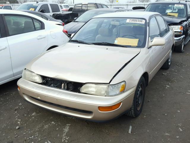 1NXBB02EXVZ630096 - 1997 TOYOTA COROLLA DX GOLD photo 2