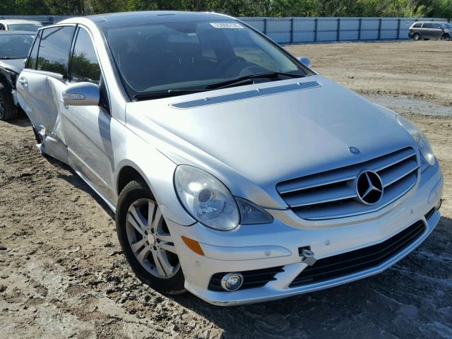 4JGCB65E68A072255 - 2008 MERCEDES-BENZ R 350 SILVER photo 1