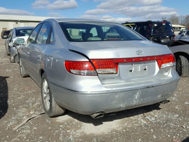 KMHFC46F47A156739 - 2007 HYUNDAI AZERA SE SILVER photo 3