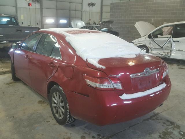 4T4BF3EK8AR044827 - 2010 TOYOTA CAMRY BASE RED photo 3