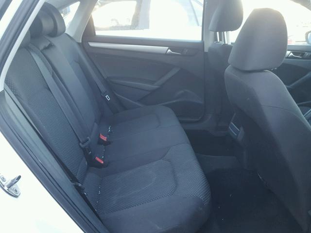 1VWAP7A30CC081793 - 2012 VOLKSWAGEN PASSAT S أبيض صورة 6